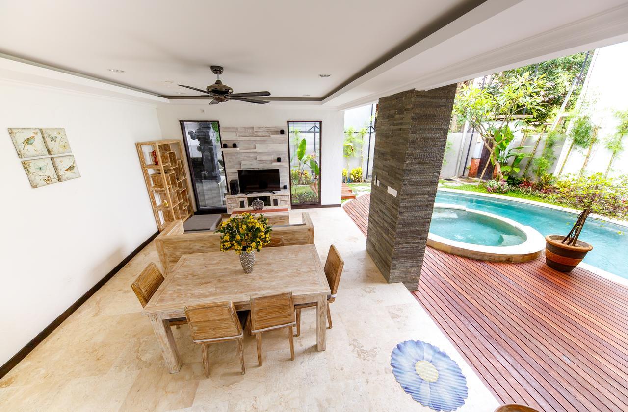 Villa Suzuki 3 Seminyak Luaran gambar